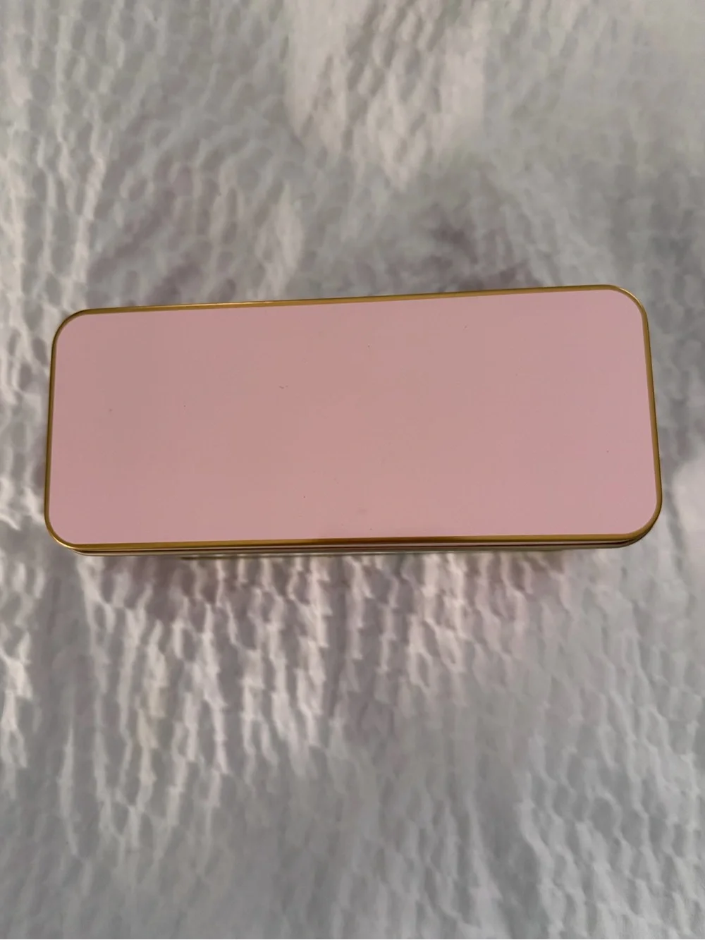 Bridgerton Tea Floral Tin Box - Pink Floral Design nwt - Picture 3 of 7